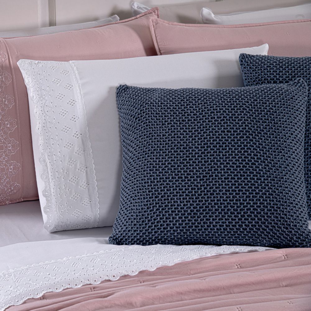 [10 PIEZAS] Juego de Cama Serena de Percal 300 Hilos con Bordado Inglés