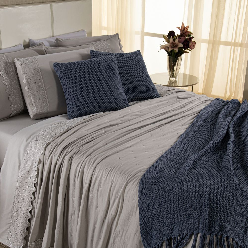 [10 PIEZAS] Juego de Cama Serena de Percal 300 Hilos con Bordado Inglés